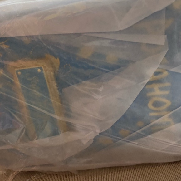 NWT Exclusive - Disney Stitch Shoppe Princess Books Volume 2 Crossbody Bag - Picture 12 of 13